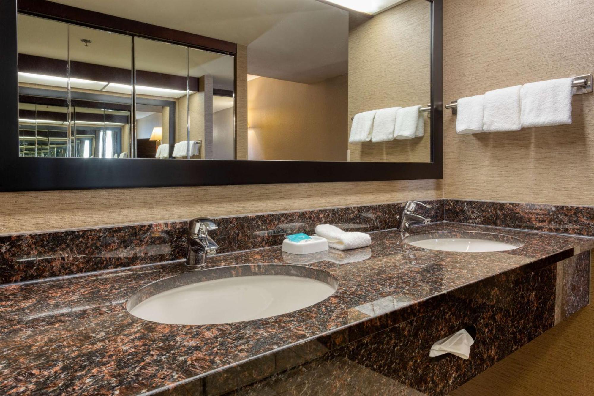 Drury Inn & Suites Atlanta Morrow Kültér fotó